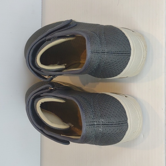 Youyun Grey Orthoshoes Light Walking Shoe for Diabetics, Edema, Plantar Faciitis - Picture 4 of 15